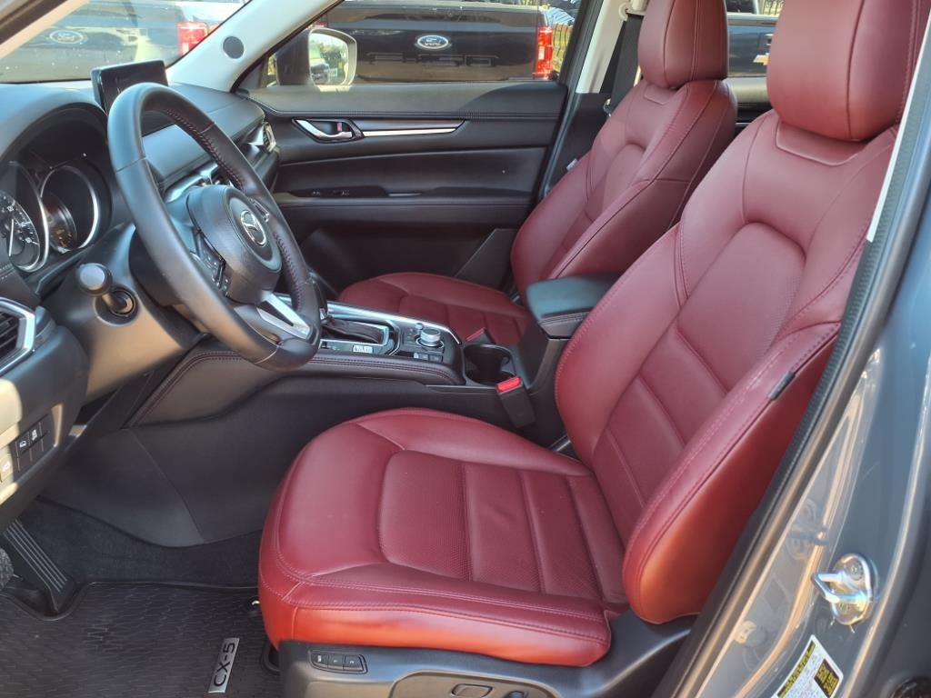 Vehicle image 12 of 38