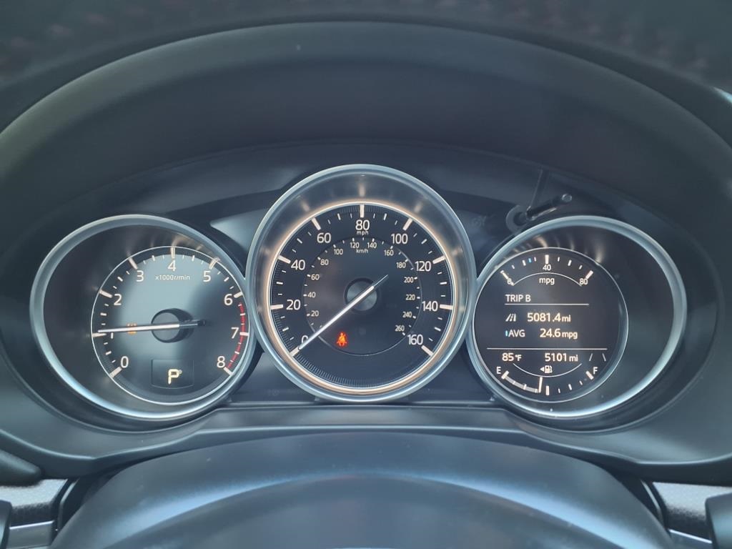 Vehicle image 18 of 38