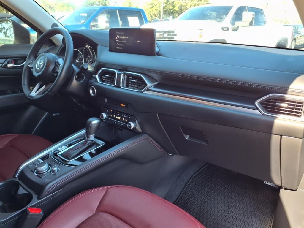 Vehicle image 16 of 38