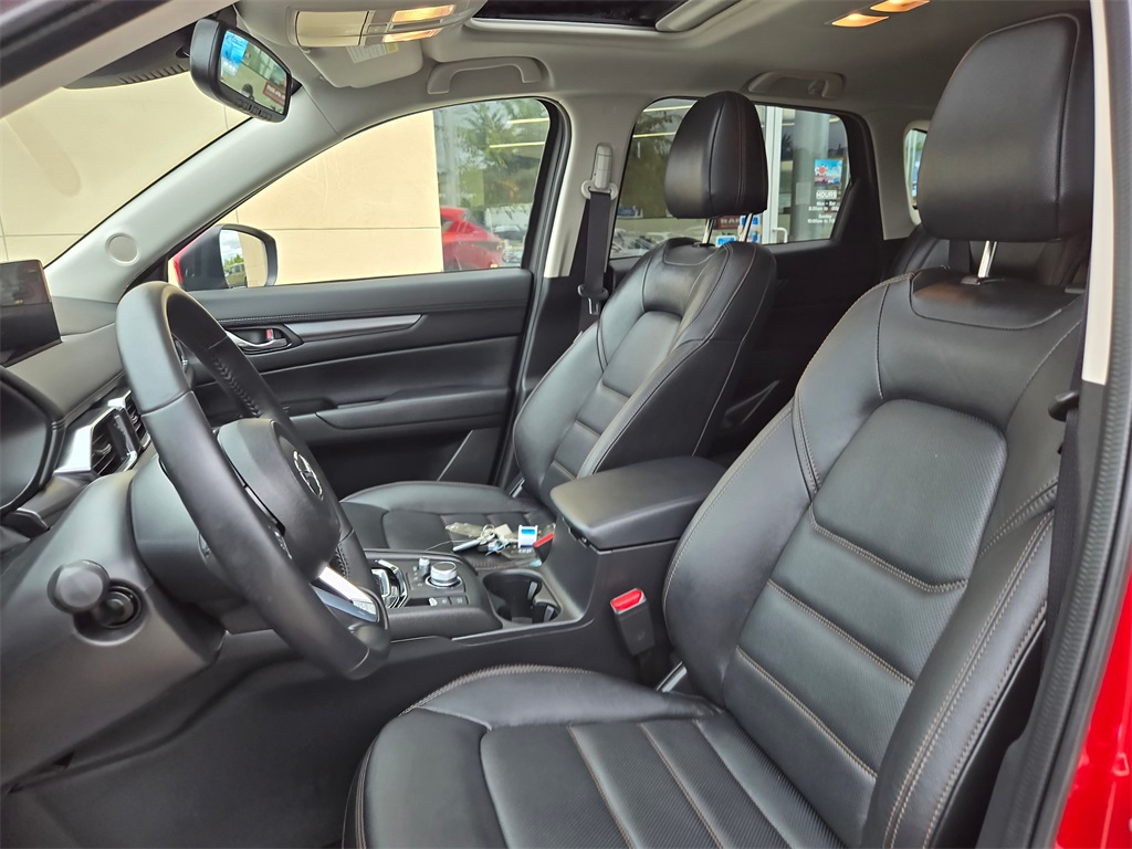 Vehicle image 18 of 36