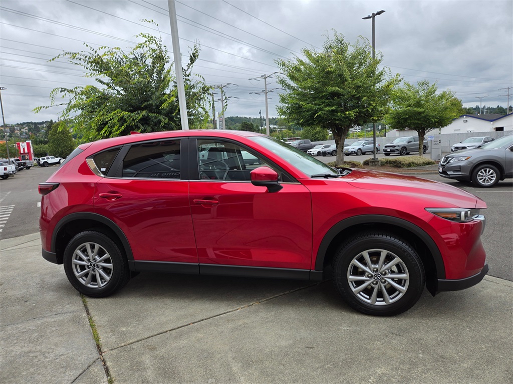 Vehicle image 7 of 36