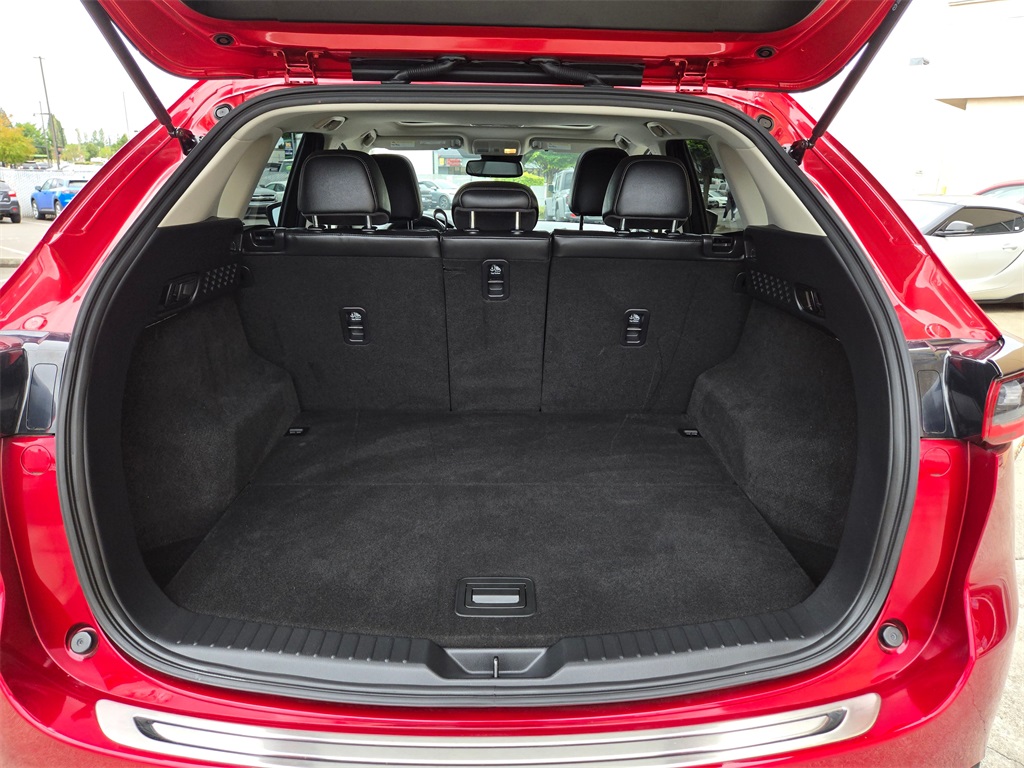 Vehicle image 16 of 36