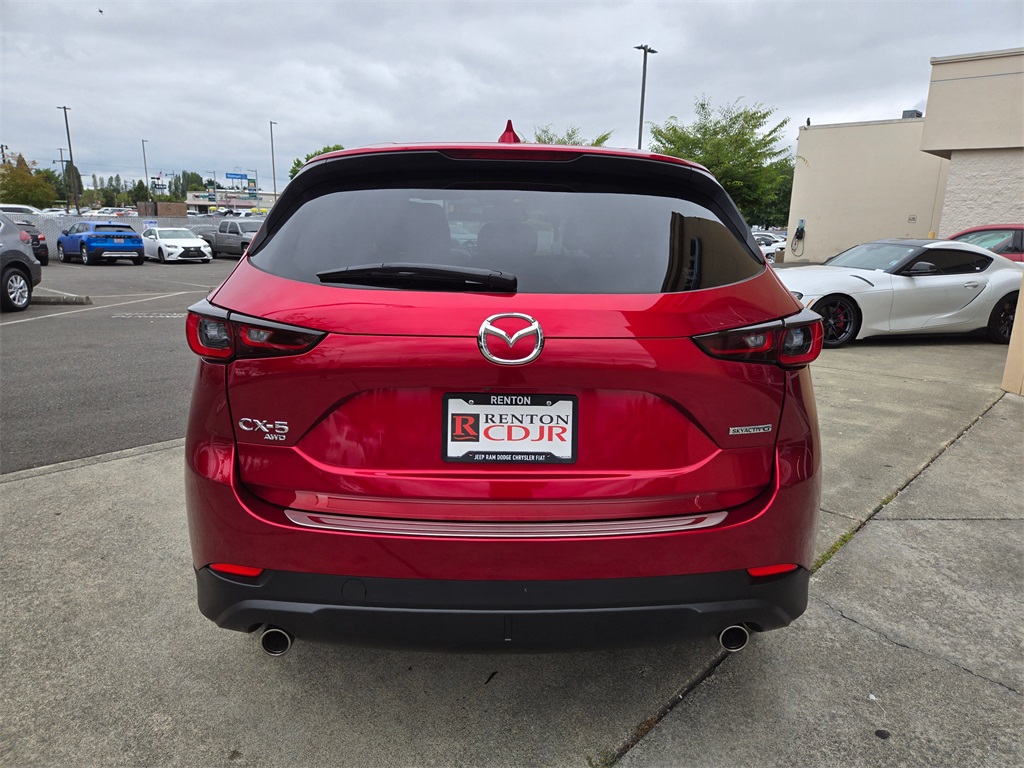 Vehicle image 11 of 36