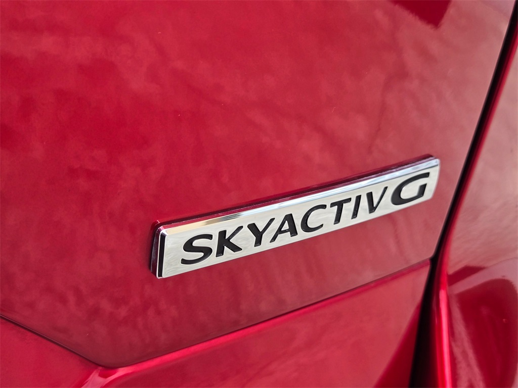 Vehicle image 29 of 36