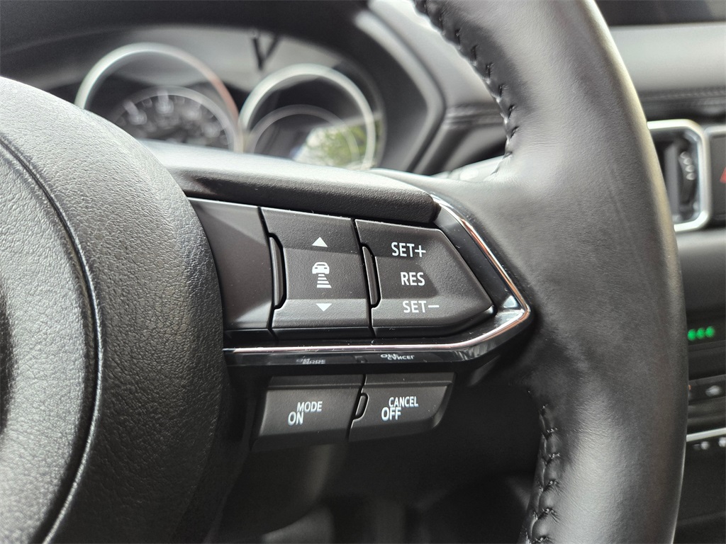Vehicle image 34 of 36