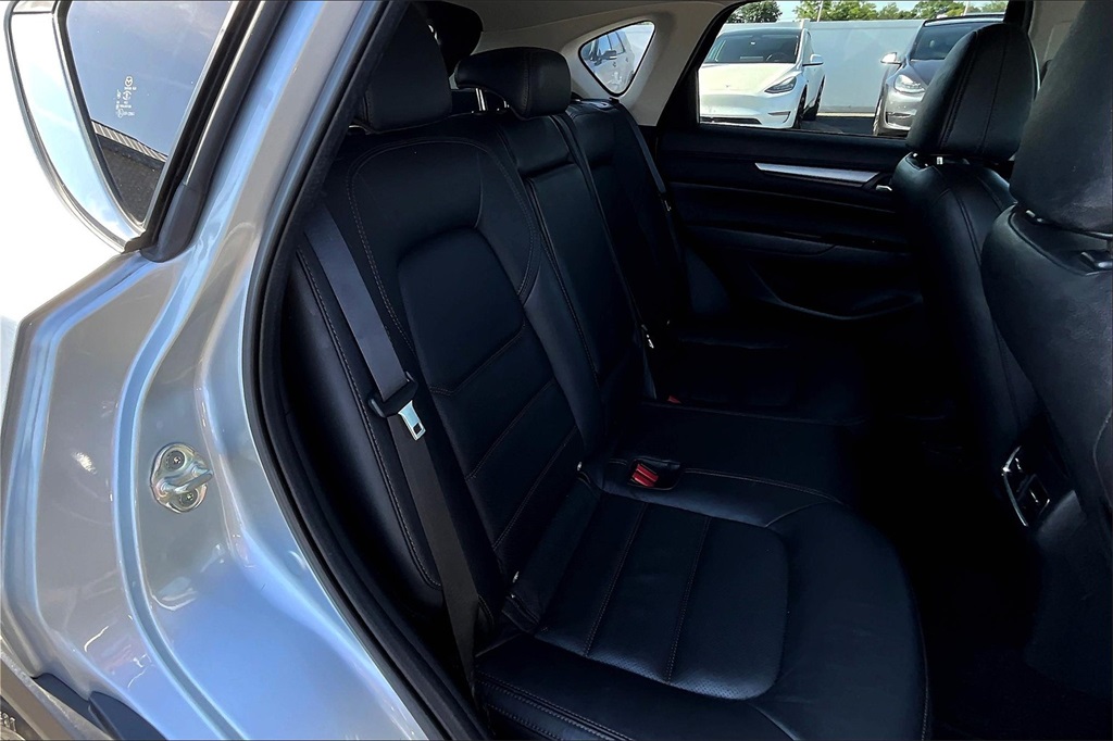 2023 Mazda CX-5 2.5 S Preferred Package Image 27 of 33