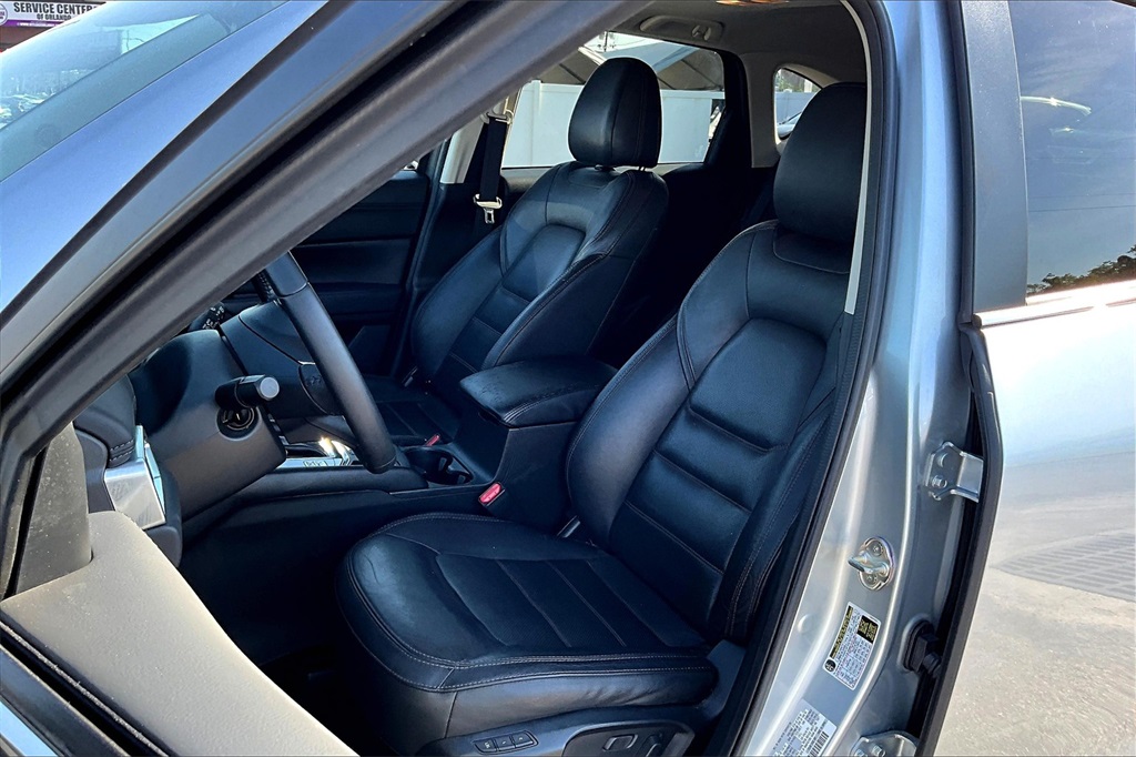 2023 Mazda CX-5 2.5 S Preferred Package Image 25 of 33