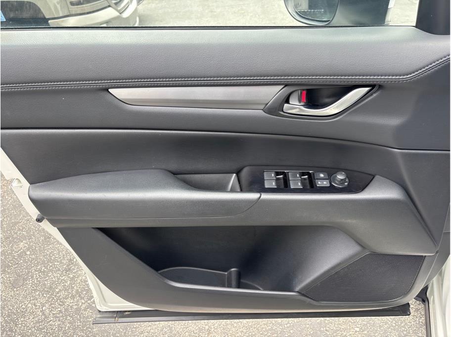 2023 Mazda CX-5 2.5 S Preferred Package Image 12 of 33