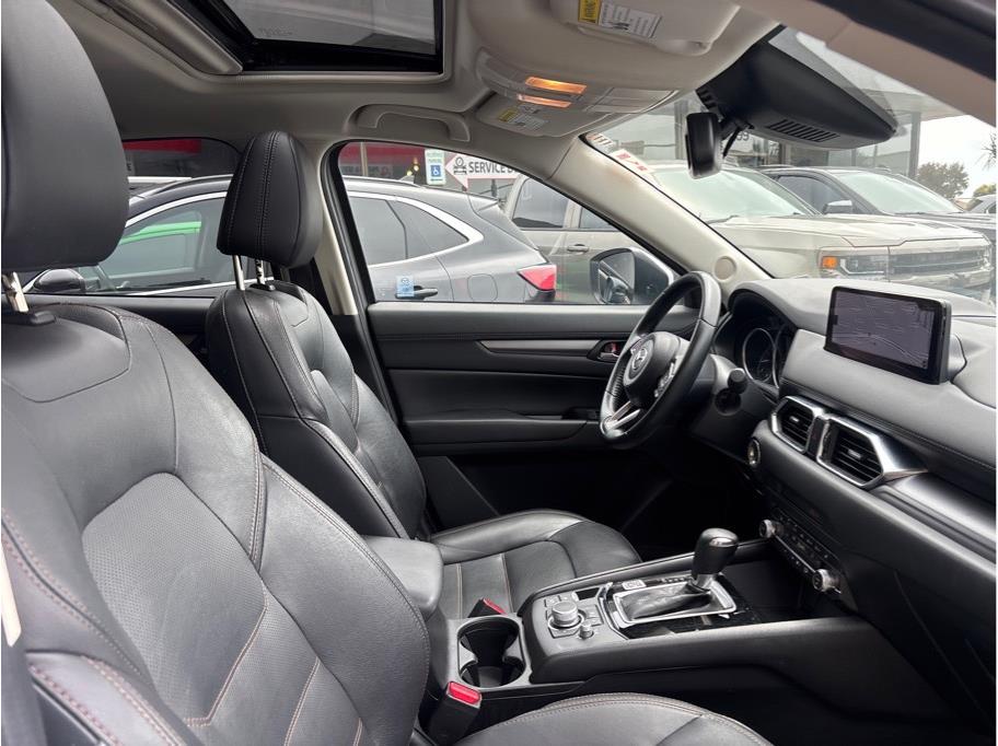 2023 Mazda CX-5 2.5 S Preferred Package Image 16 of 33