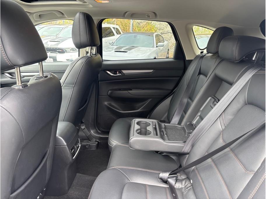 2023 Mazda CX-5 2.5 S Preferred Package Image 19 of 33