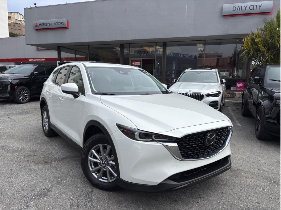 2023 Mazda CX-5 2.5 S Preferred Package Image 3 of 33
