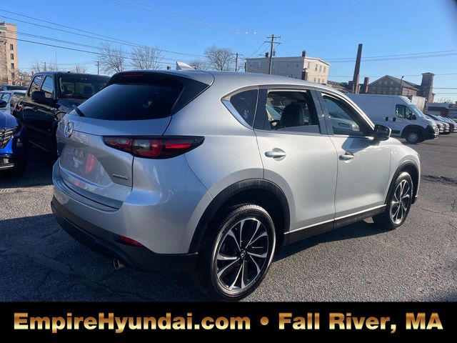 Vehicle image 5 of 32