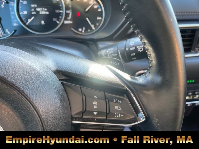 Vehicle image 29 of 32