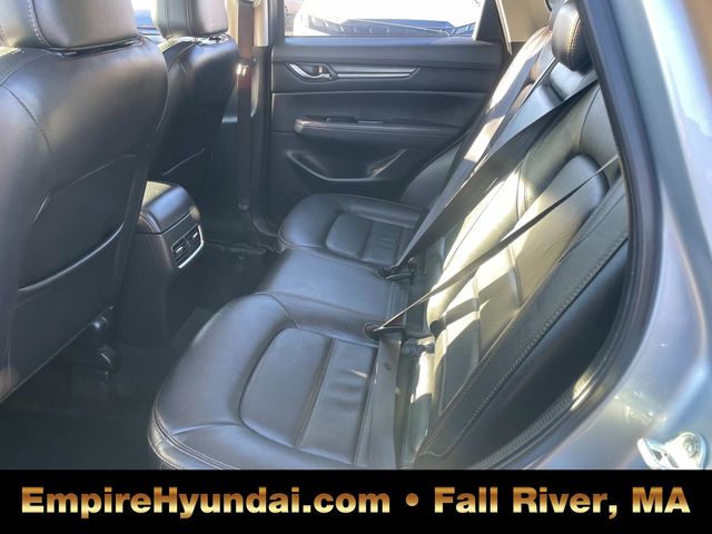 Vehicle image 15 of 32