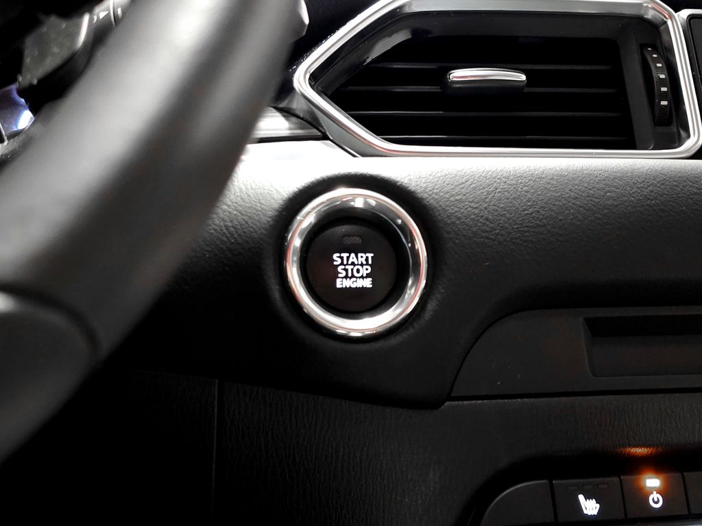 2023 Mazda CX-5 2.5 S Premium Package Image 32 of 40