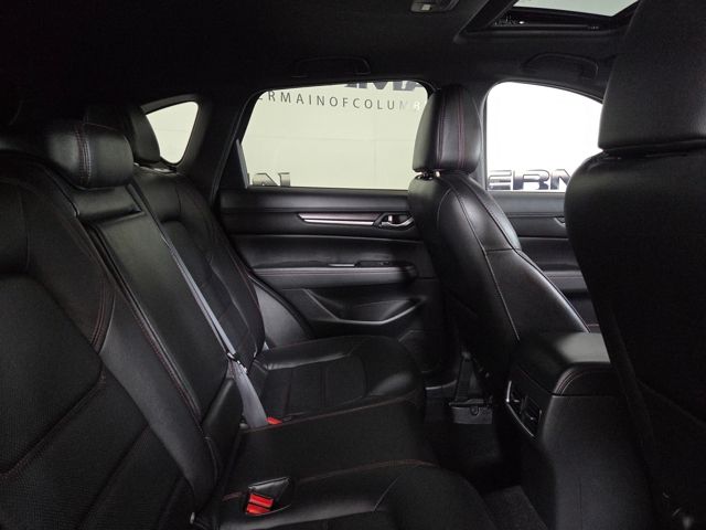Vehicle image 20 of 35