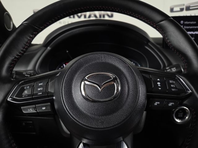 Vehicle image 22 of 35