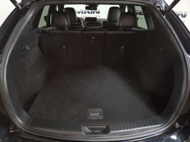 Vehicle image 21 of 35