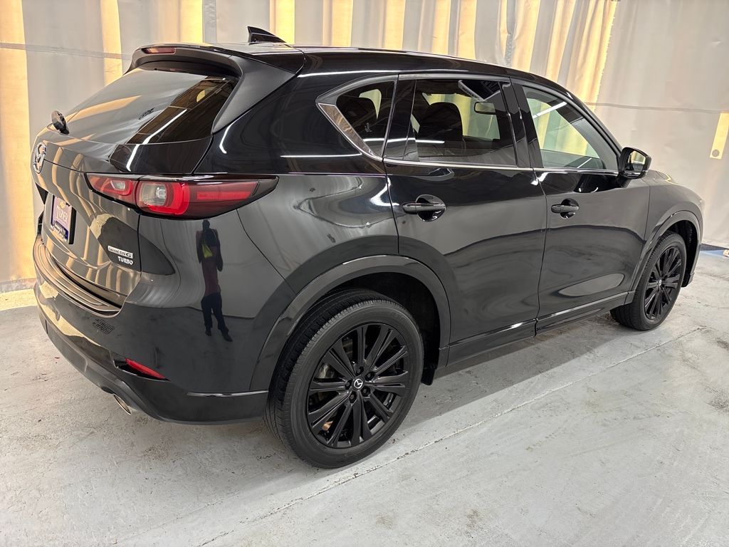 2023 Mazda CX-5 2.5 Turbo Image 5 of 30