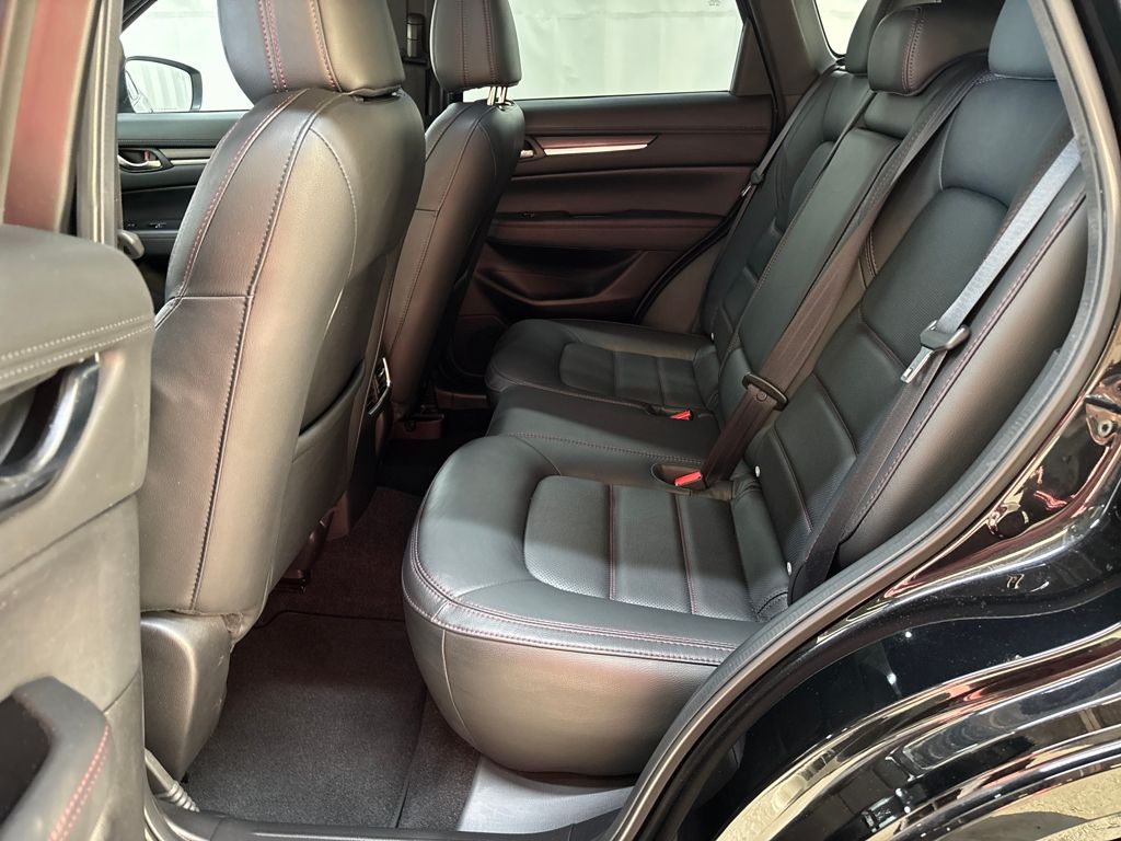 2023 Mazda CX-5 2.5 Turbo Image 13 of 30
