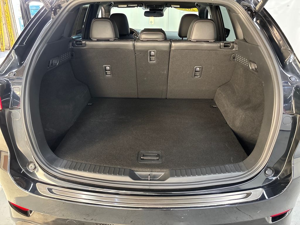 2023 Mazda CX-5 2.5 Turbo Image 11 of 30