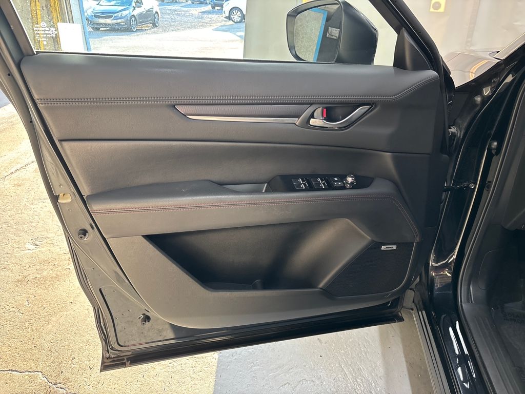 2023 Mazda CX-5 2.5 Turbo Image 22 of 30