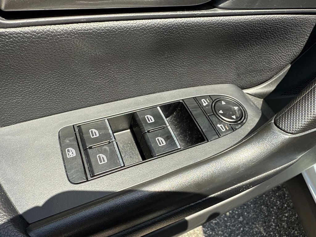 2023 Mazda CX-50 2.5 S Preferred Plus Package Image 34 of 39