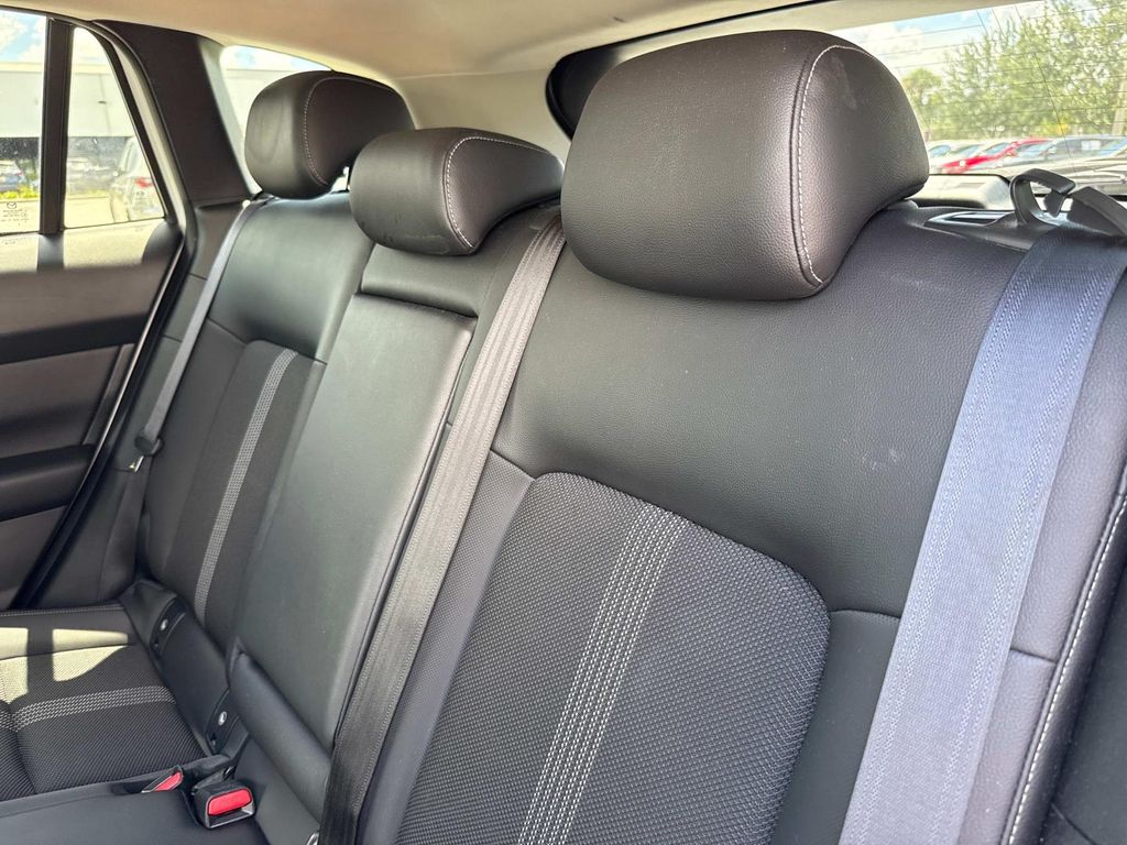 2023 Mazda CX-50 2.5 S Preferred Plus Package Image 10 of 39