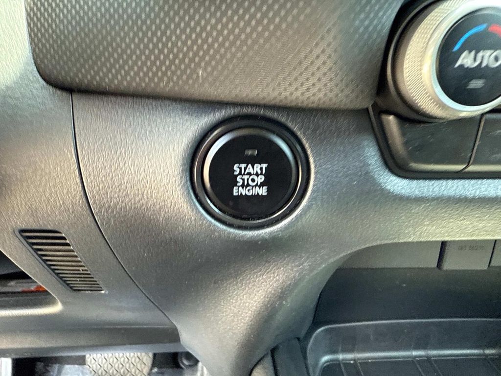 2023 Mazda CX-50 2.5 S Preferred Plus Package Image 26 of 39