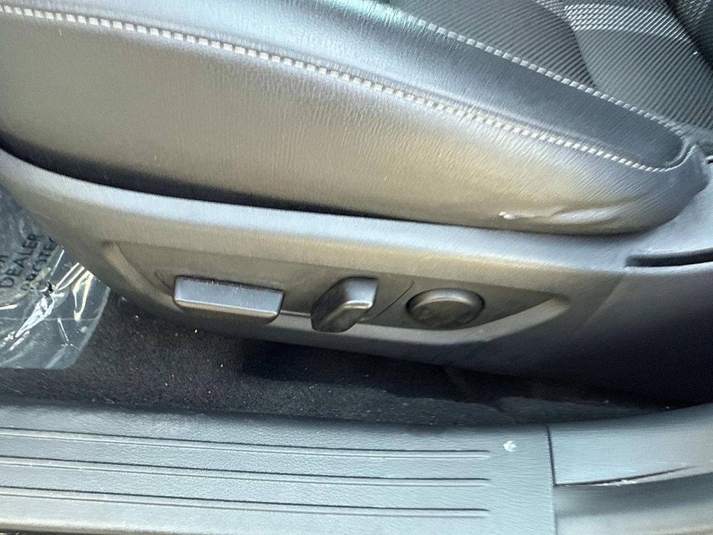 2023 Mazda CX-50 2.5 S Preferred Plus Package Image 37 of 39