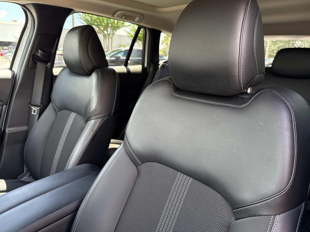 2023 Mazda CX-50 2.5 S Preferred Plus Package Image 11 of 39