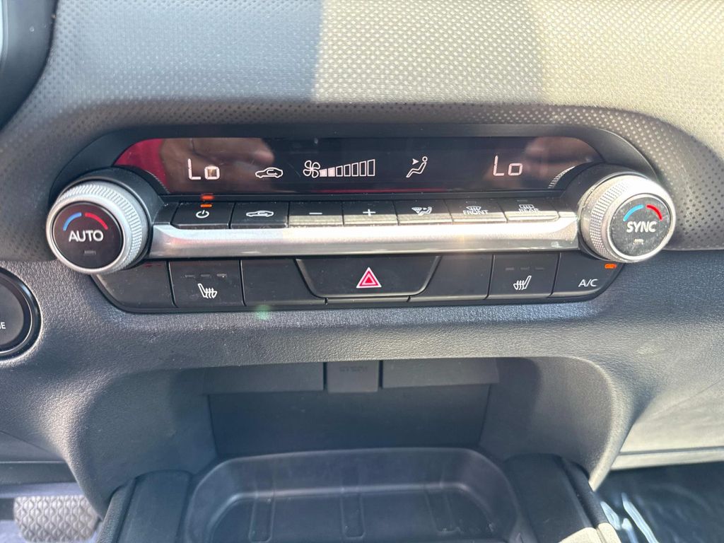 2023 Mazda CX-50 2.5 S Preferred Plus Package Image 32 of 39