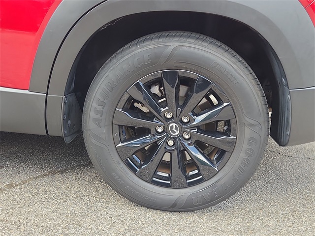 Vehicle image 11 of 33