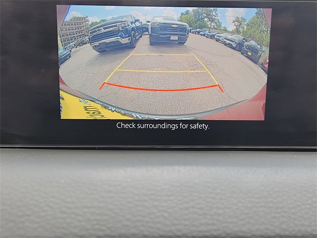 Vehicle image 22 of 33
