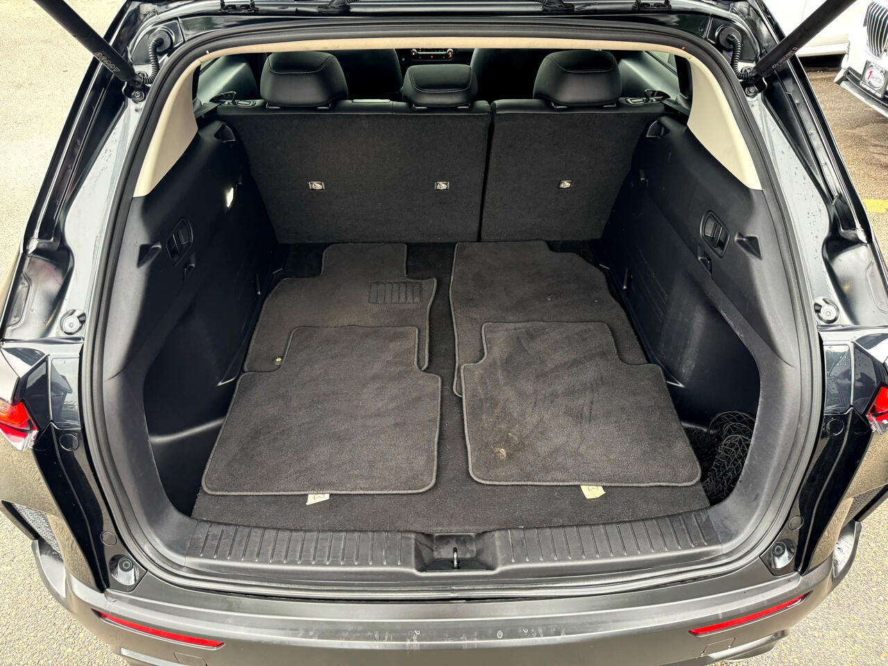 2023 Mazda CX-50 2.5 S Preferred Plus Package Image 16 of 58