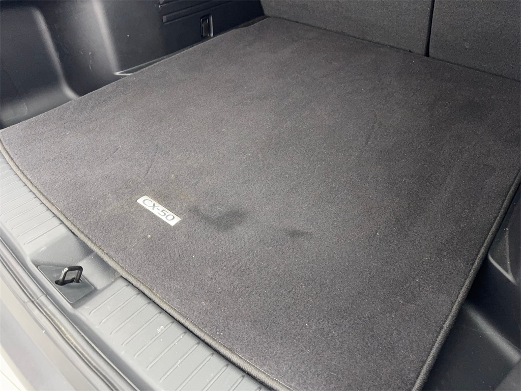 Vehicle image 28 of 90