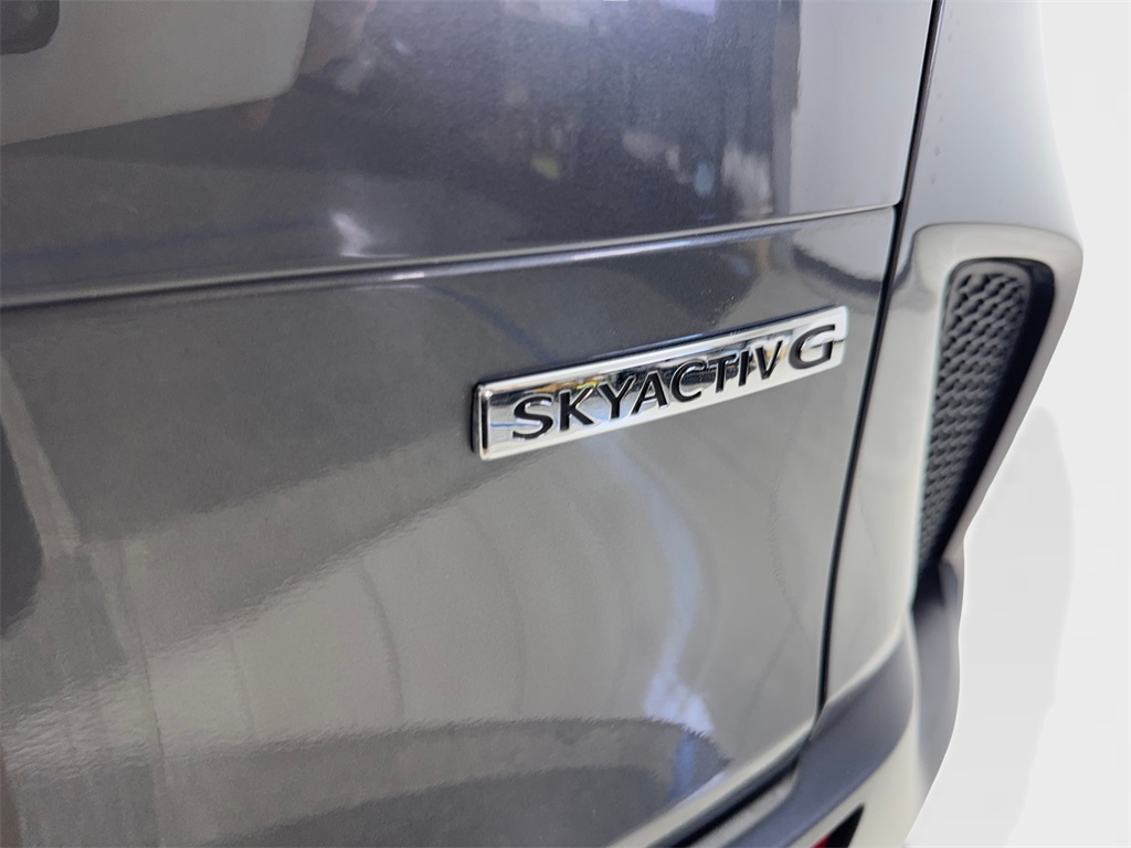 Vehicle image 71 of 90