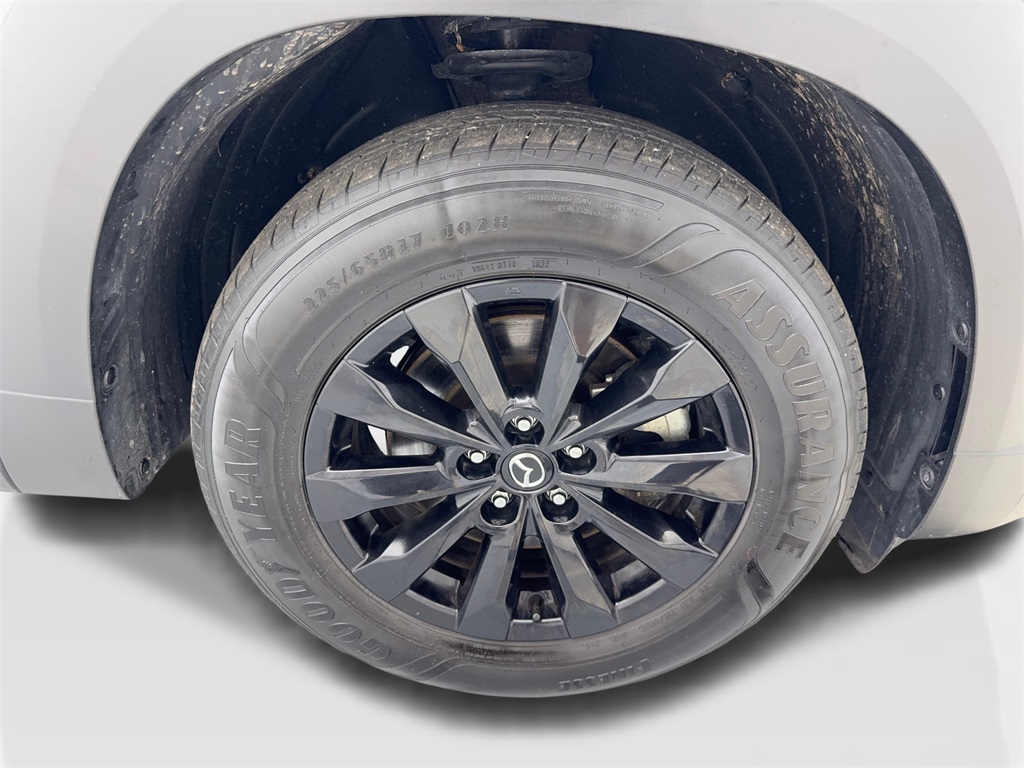 Vehicle image 22 of 90
