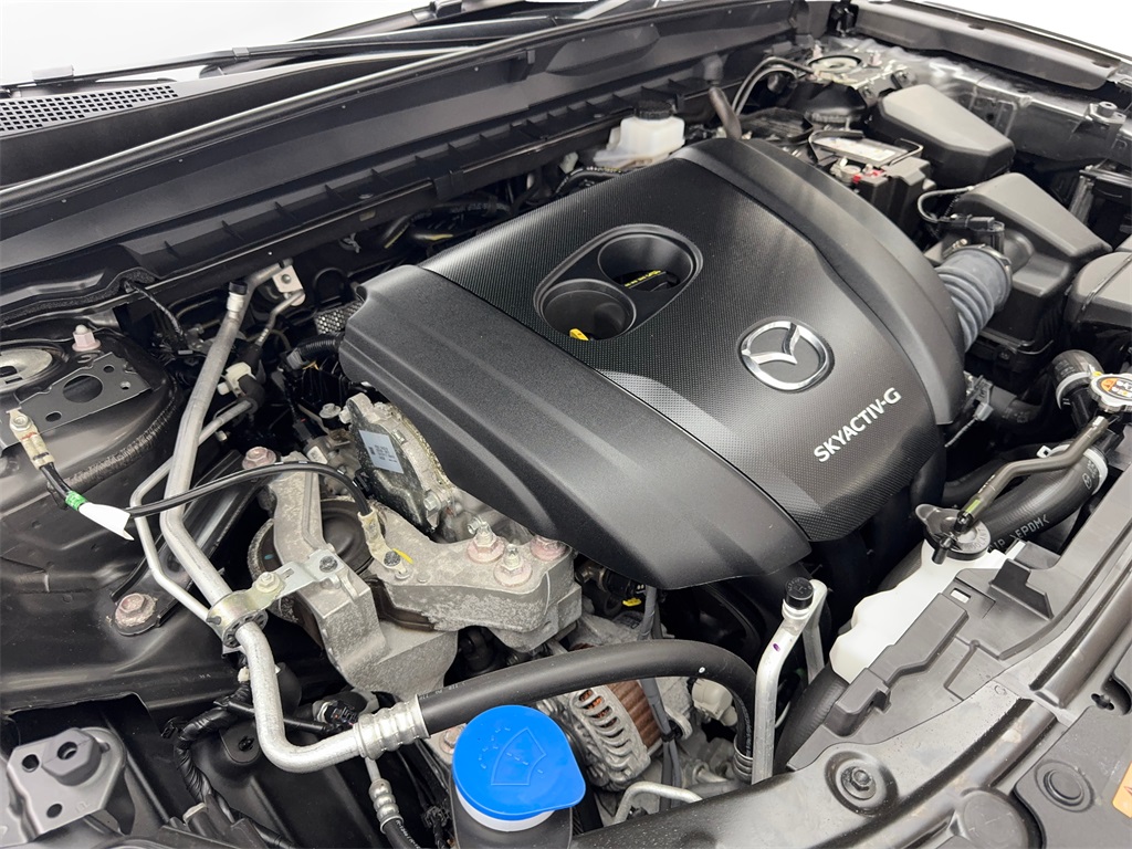 Vehicle image 17 of 90