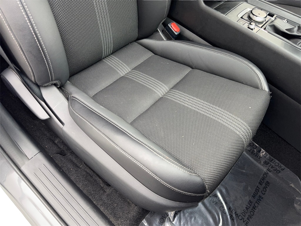 Vehicle image 36 of 90