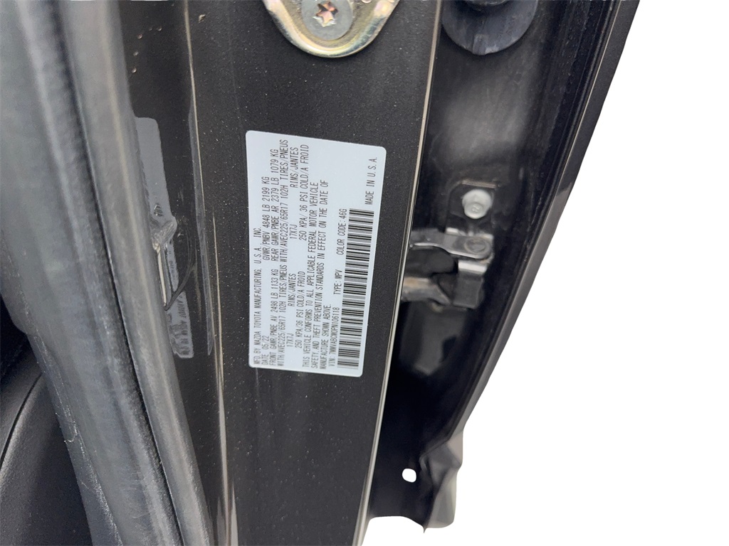 Vehicle image 69 of 90