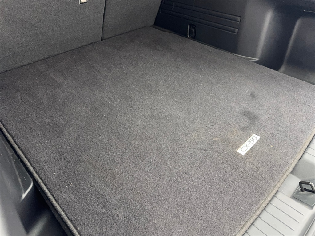 Vehicle image 27 of 90