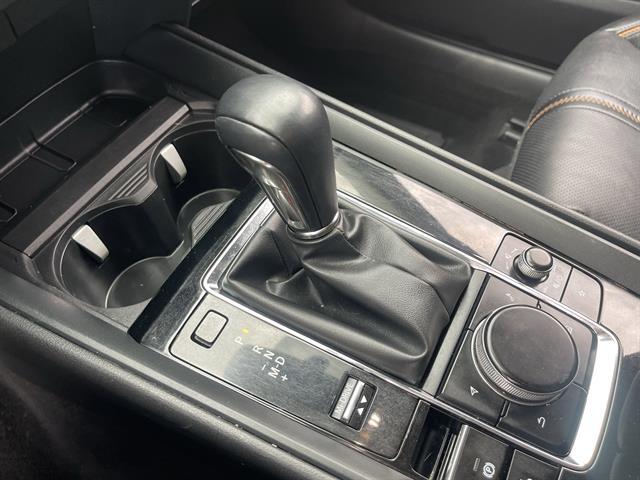2023 Mazda CX-50 2.5 S Premium Plus Package Image 24 of 39