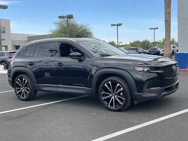 2023 Mazda CX-50 2.5 S Premium Plus Package Image 4 of 39