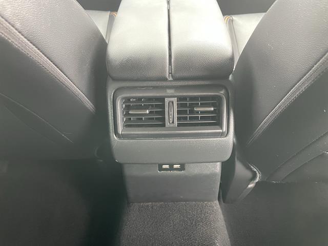 2023 Mazda CX-50 2.5 S Premium Plus Package Image 28 of 39