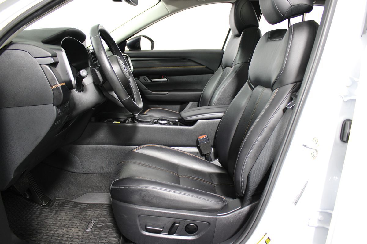 2023 Mazda CX-50 2.5 Turbo Premium Package Image 16 of 46