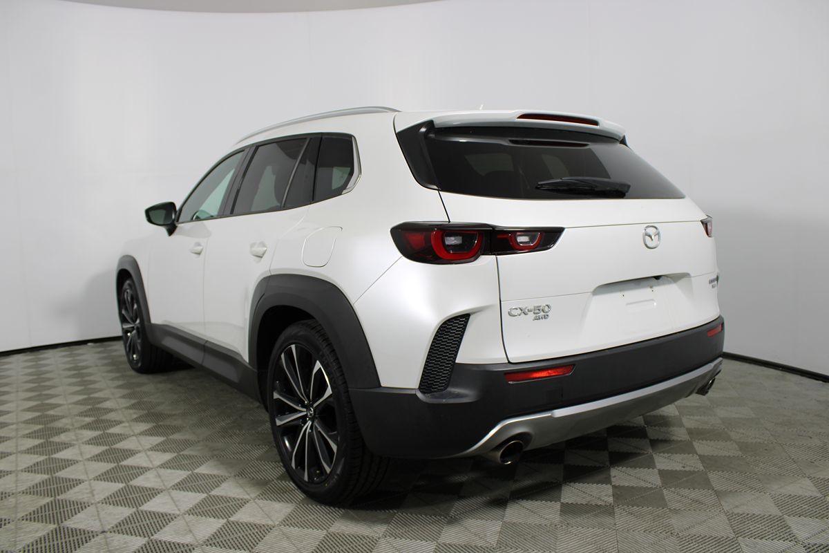 2023 Mazda CX-50 2.5 Turbo Premium Package Image 9 of 46