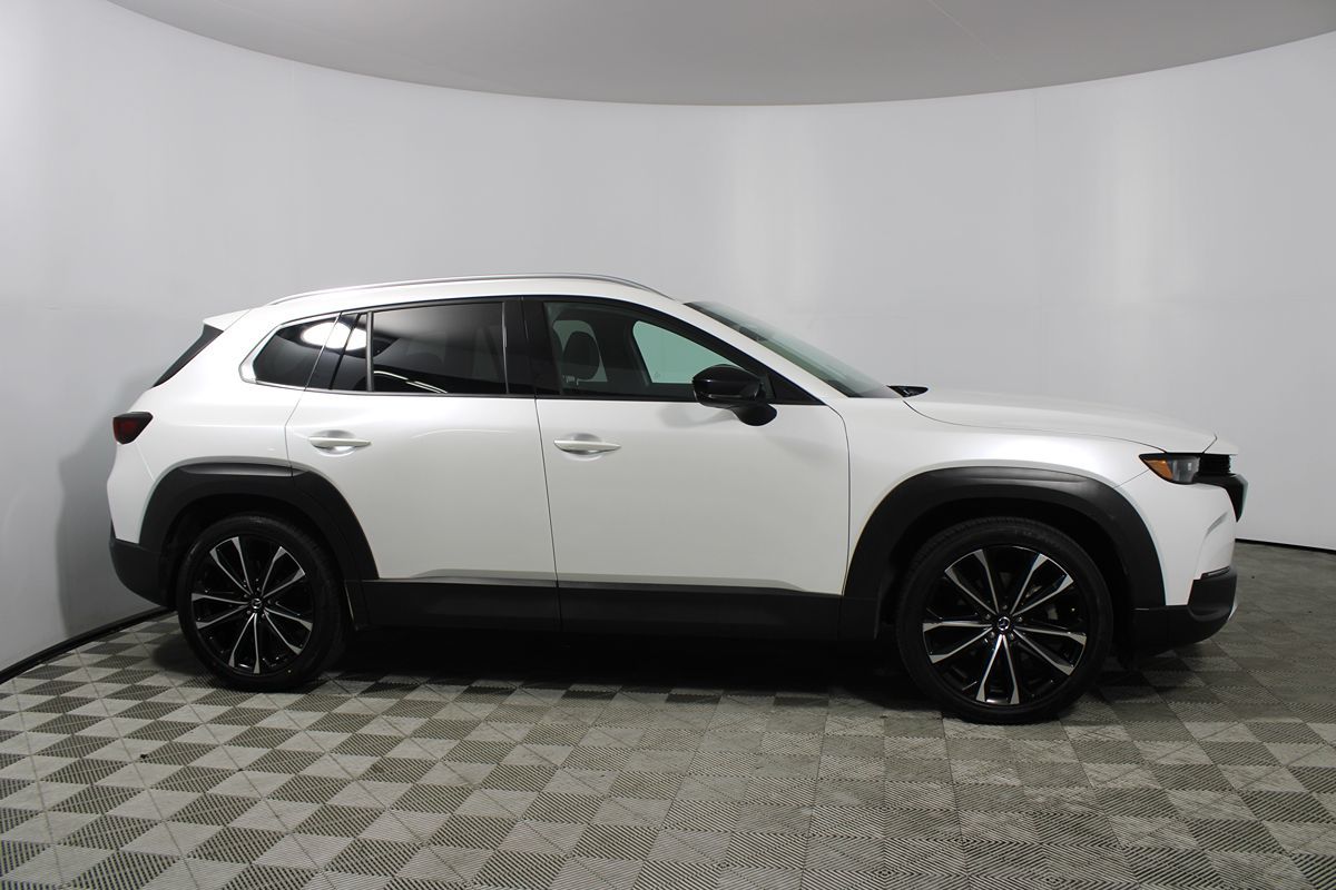 2023 Mazda CX-50 2.5 Turbo Premium Package Image 7 of 46
