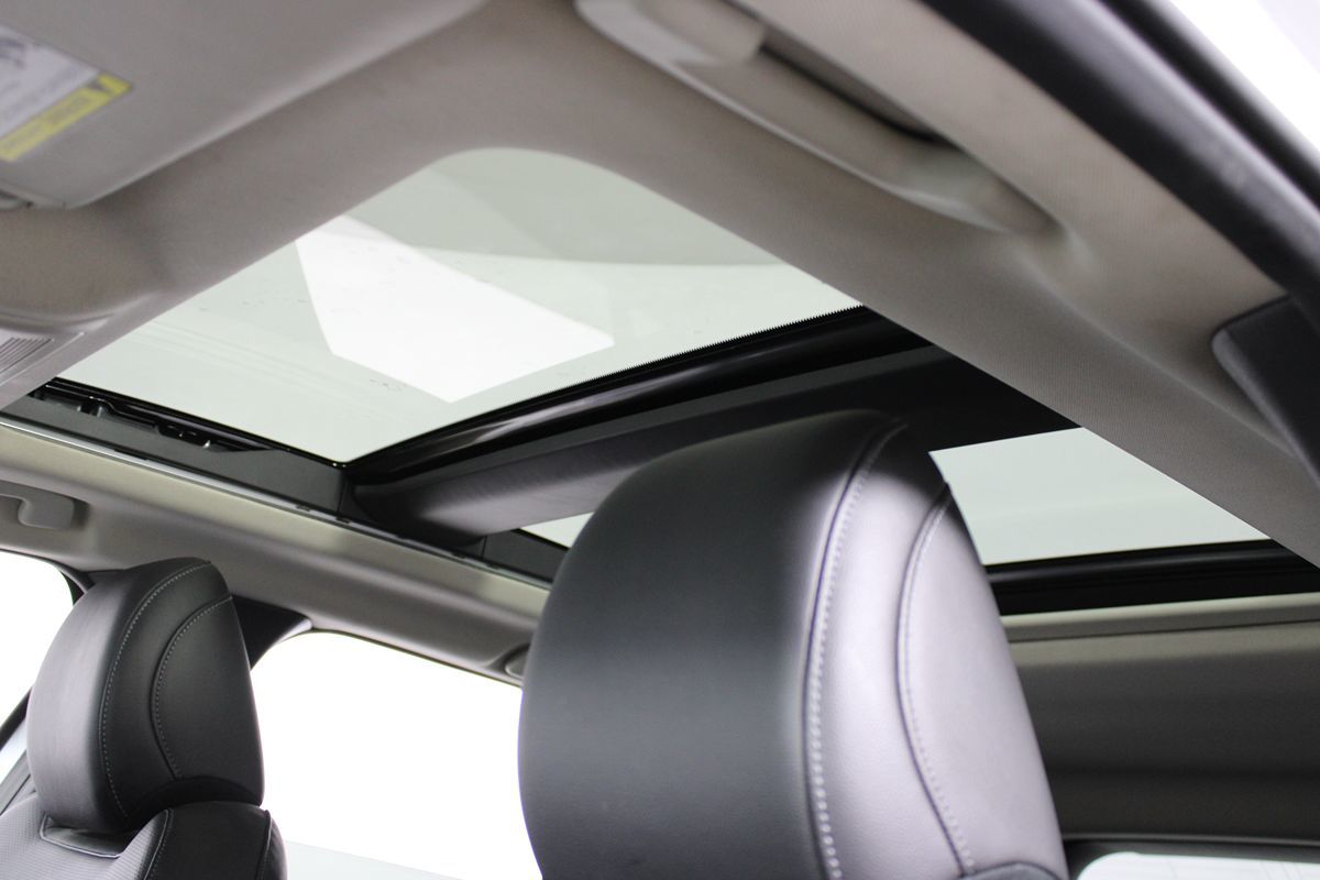 2023 Mazda CX-50 2.5 Turbo Premium Package Image 18 of 46