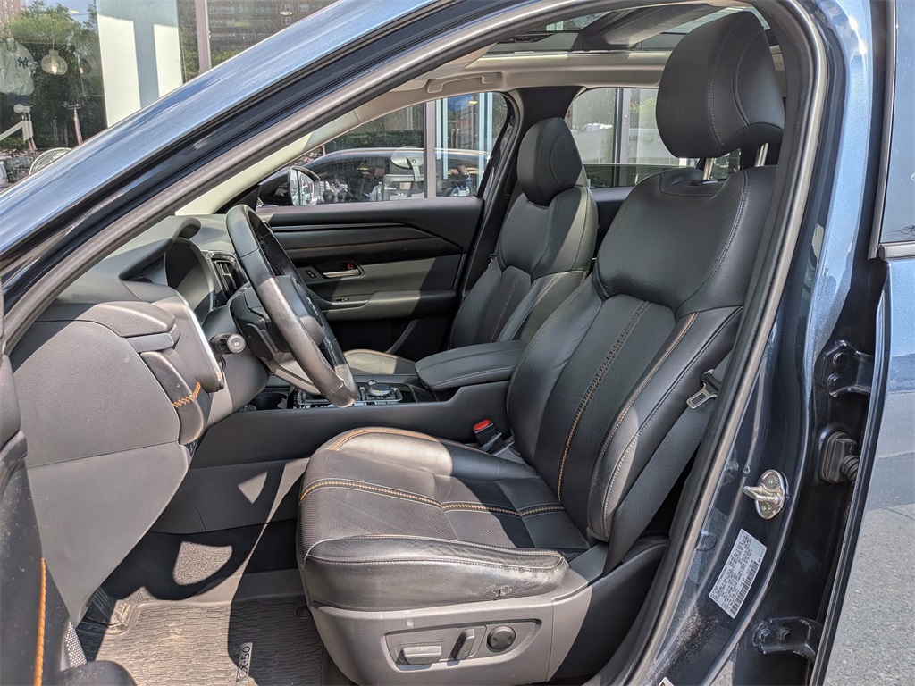 2023 Mazda CX-50 2.5 Turbo Premium Plus Package Image 15 of 31